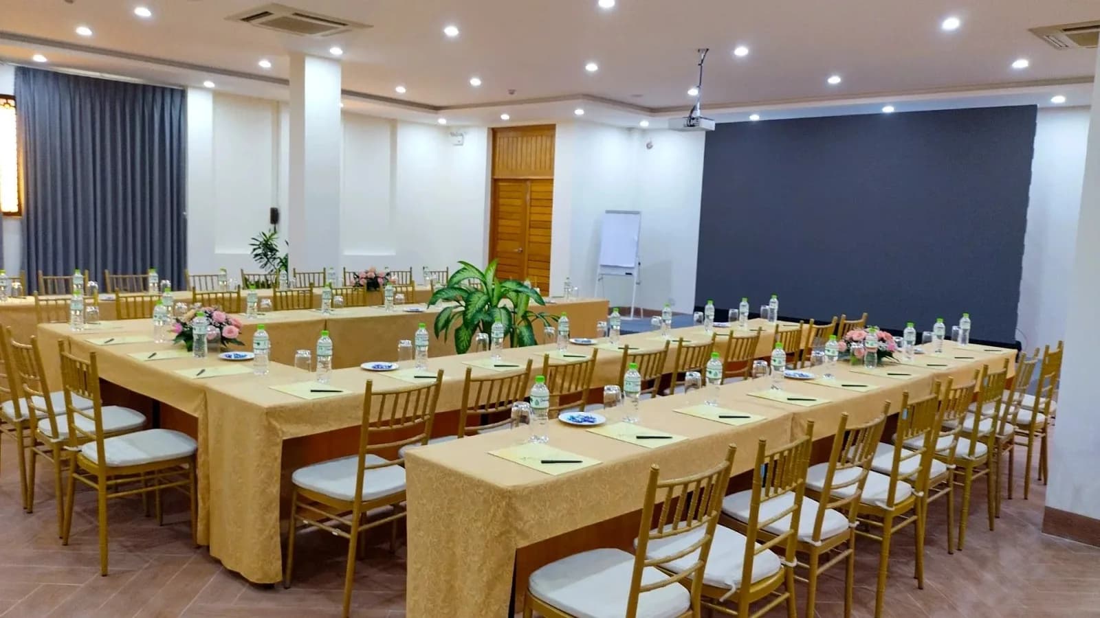 Phòng hội nghị & sự kiện