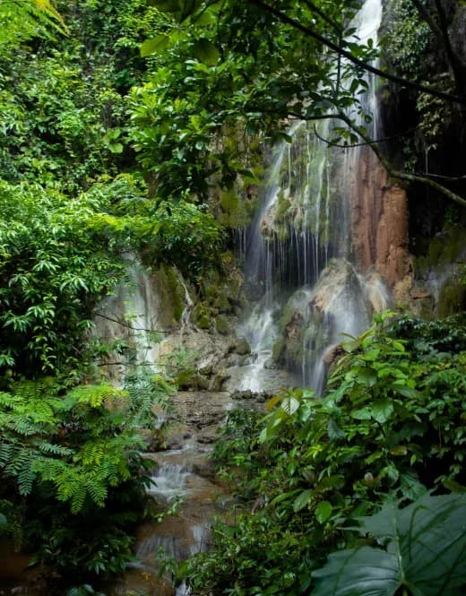 Thác Pung hoang sơ