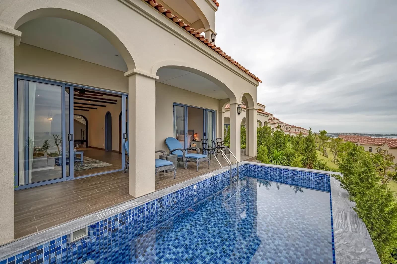 Villa 2 Phòng Ngủ Hướng Biển