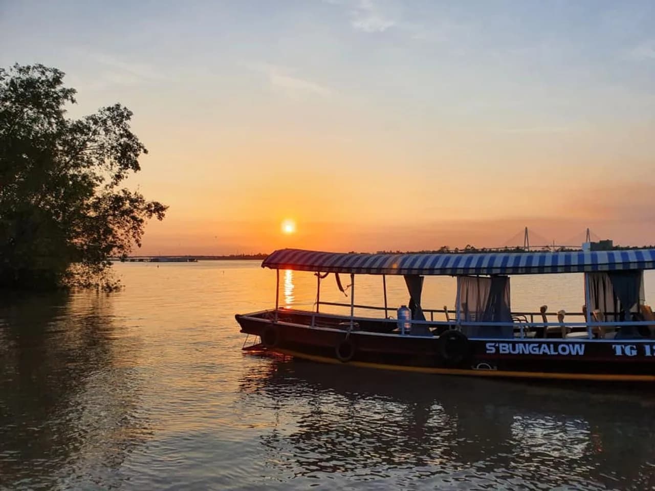 Cồn Phụng Resort Mekong