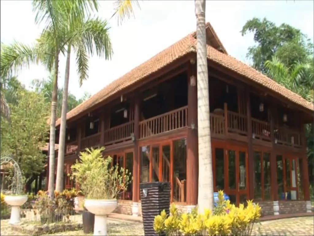 Suite Nhà Sàn Ven Hồ