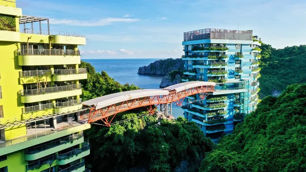 Cầu kính Skywalk trên biển