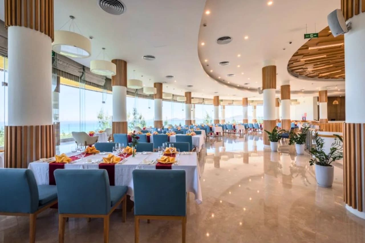 Nhà hàng hướng biển