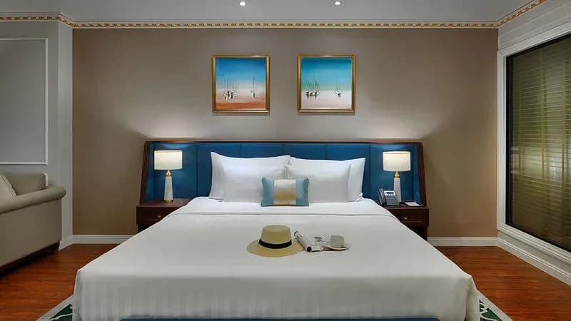 Deluxe Double Bay View