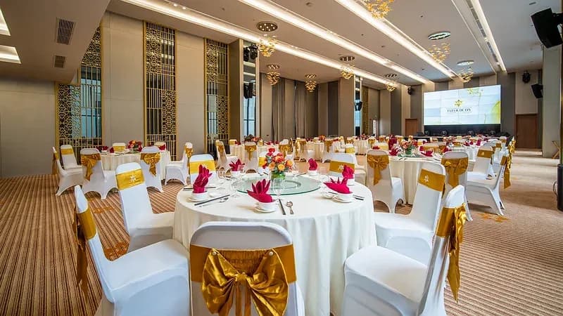 Trung tâm hội nghị & tiệc cưới