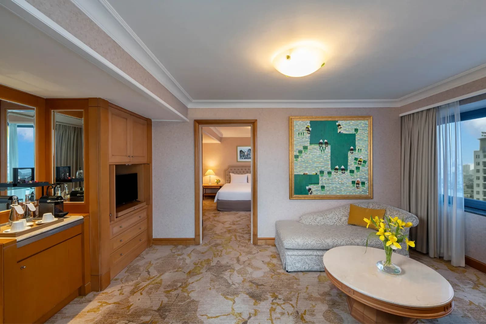 Senator Suite