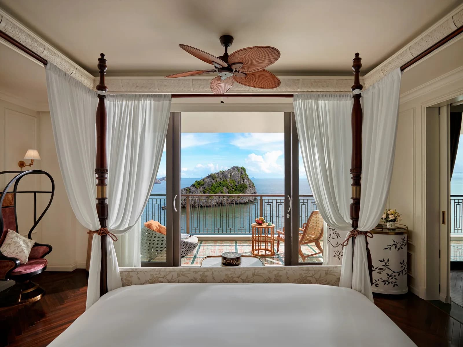 Junior Suite Hướng Biển