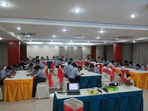 Trung tâm hội nghị chuyên nghiệp