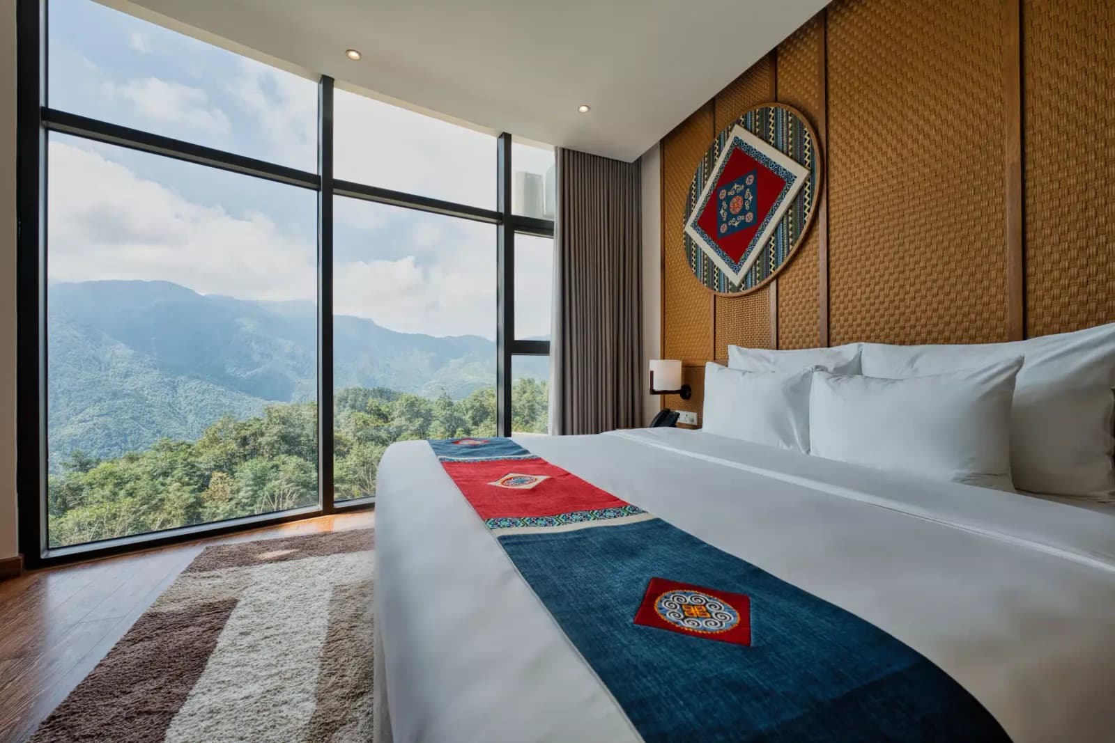 Premier Fansipan View