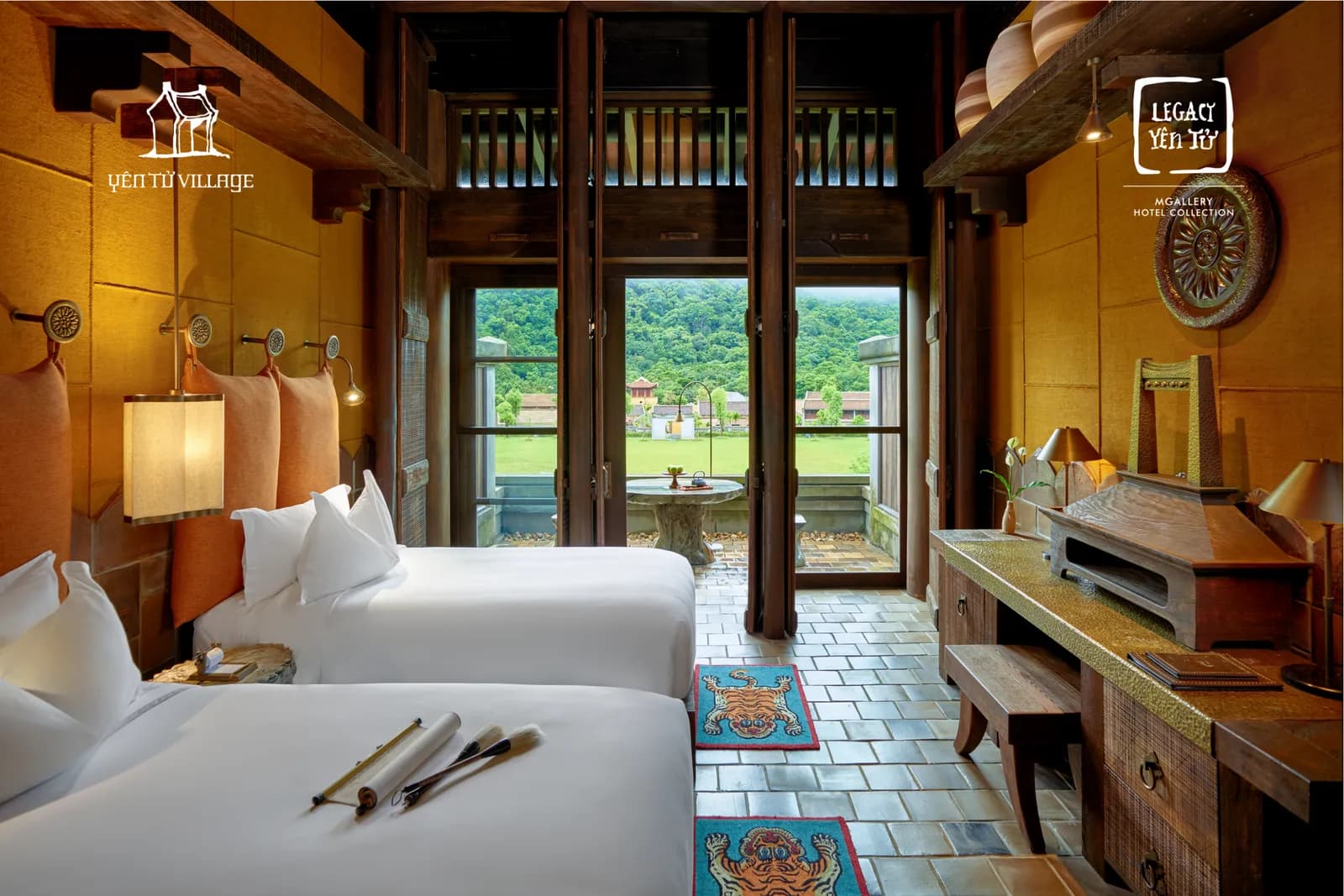 Deluxe Room - Hướng Làng (2 giường)