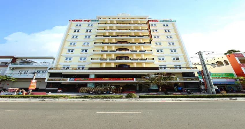 Long Tỵ Hotel Cà Mau