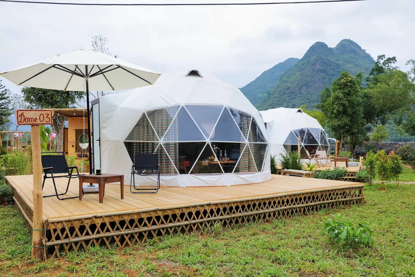 Glamping Deluxe Dome