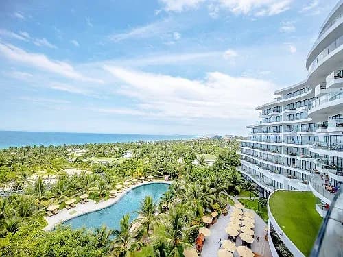 Mẹo đặt phòng resort mùa cao điểm không lo cháy phòng