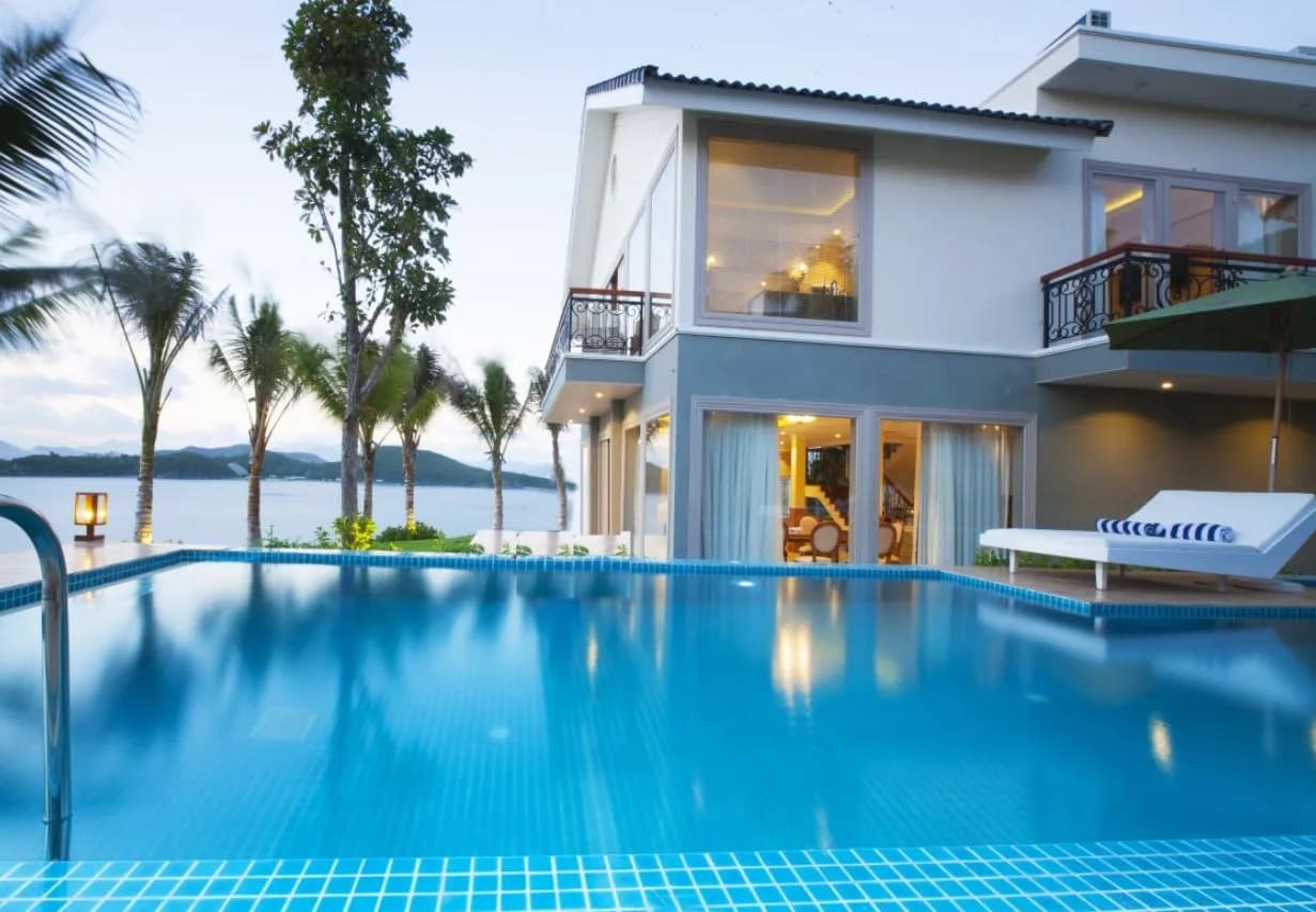 Sunset Ocean Villa – Hồ bơi riêng