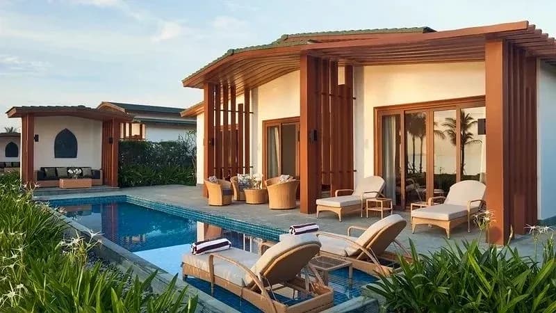 Beachfront 2 Bedroom Pool Villa
