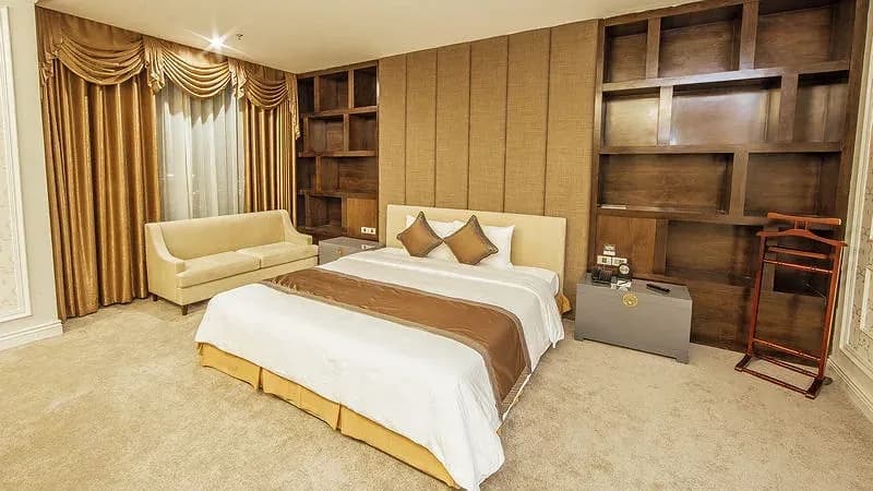 Executive Suite