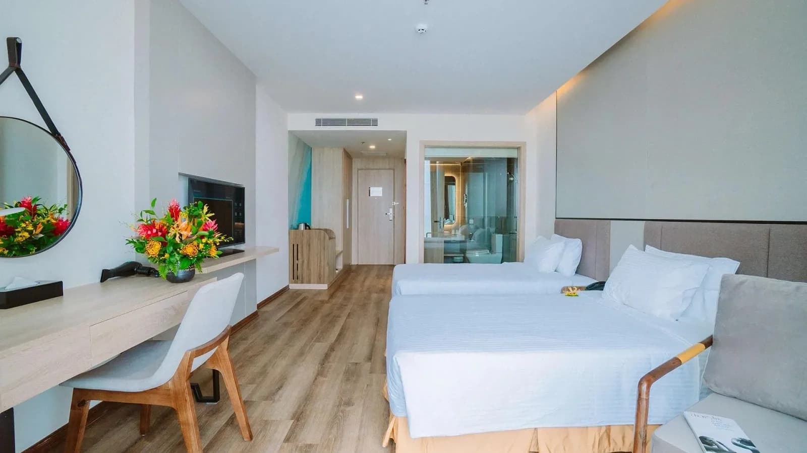 Deluxe Twin - Hướng sân golf