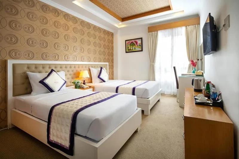 Deluxe hướng thành phố