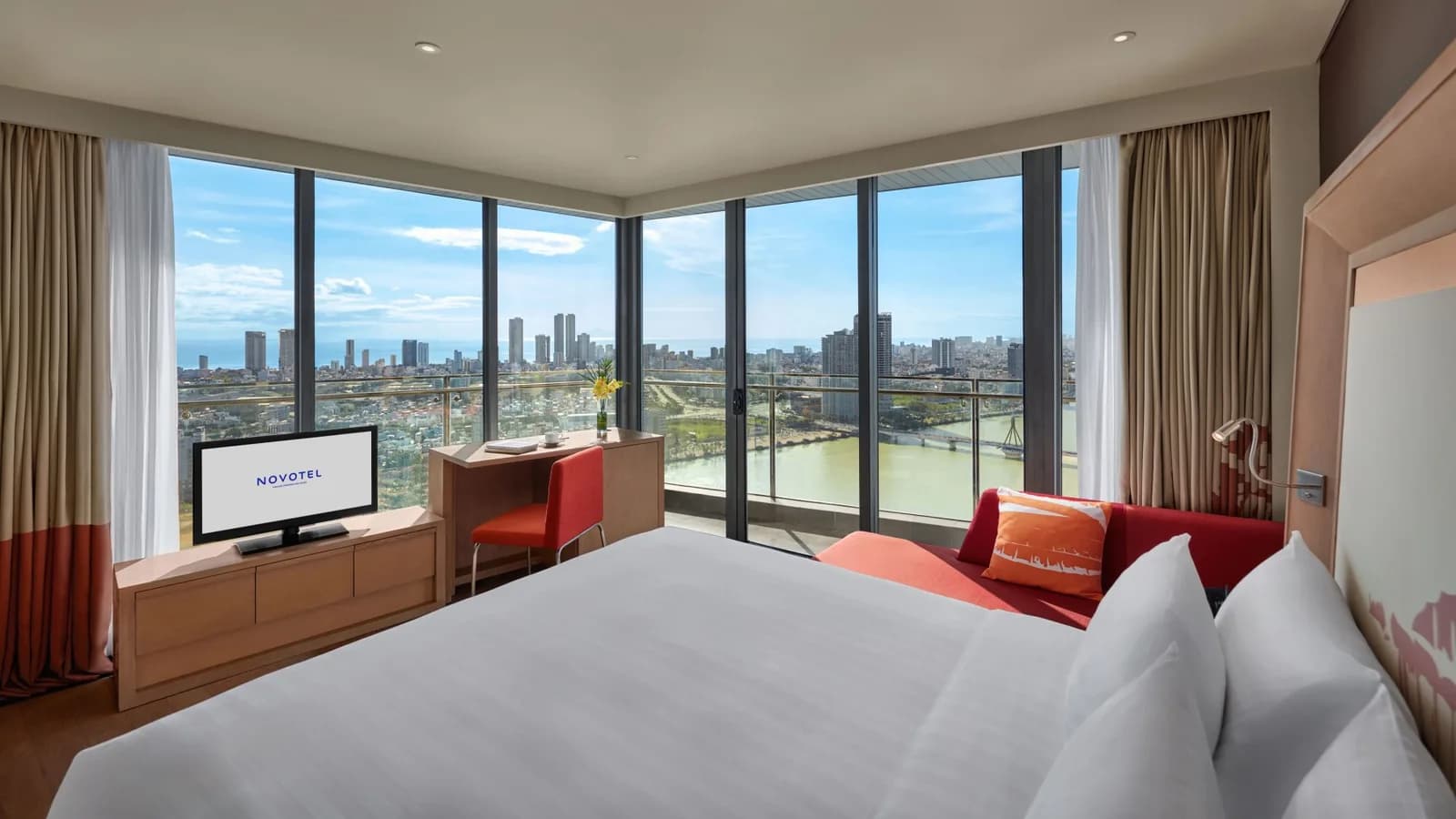 Deluxe Góc - View Cầu Rồng
