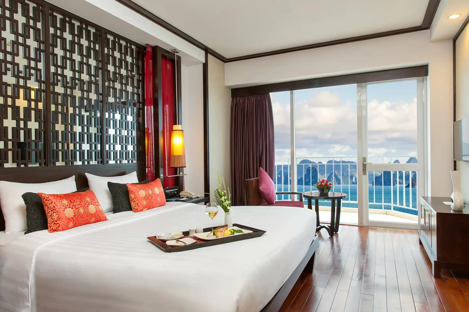 Junior Suite Bay View