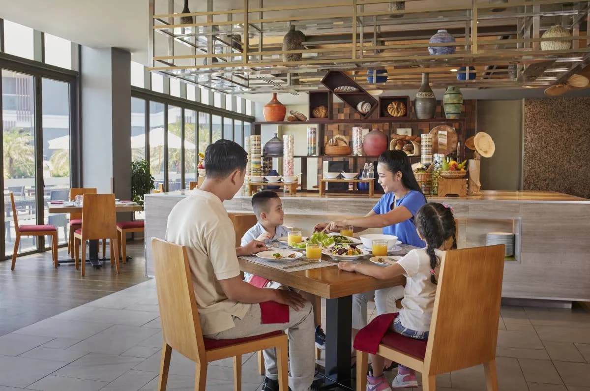 Tiệc buffet gia đình