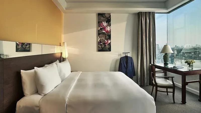 Pacific Club Lakeview Room
