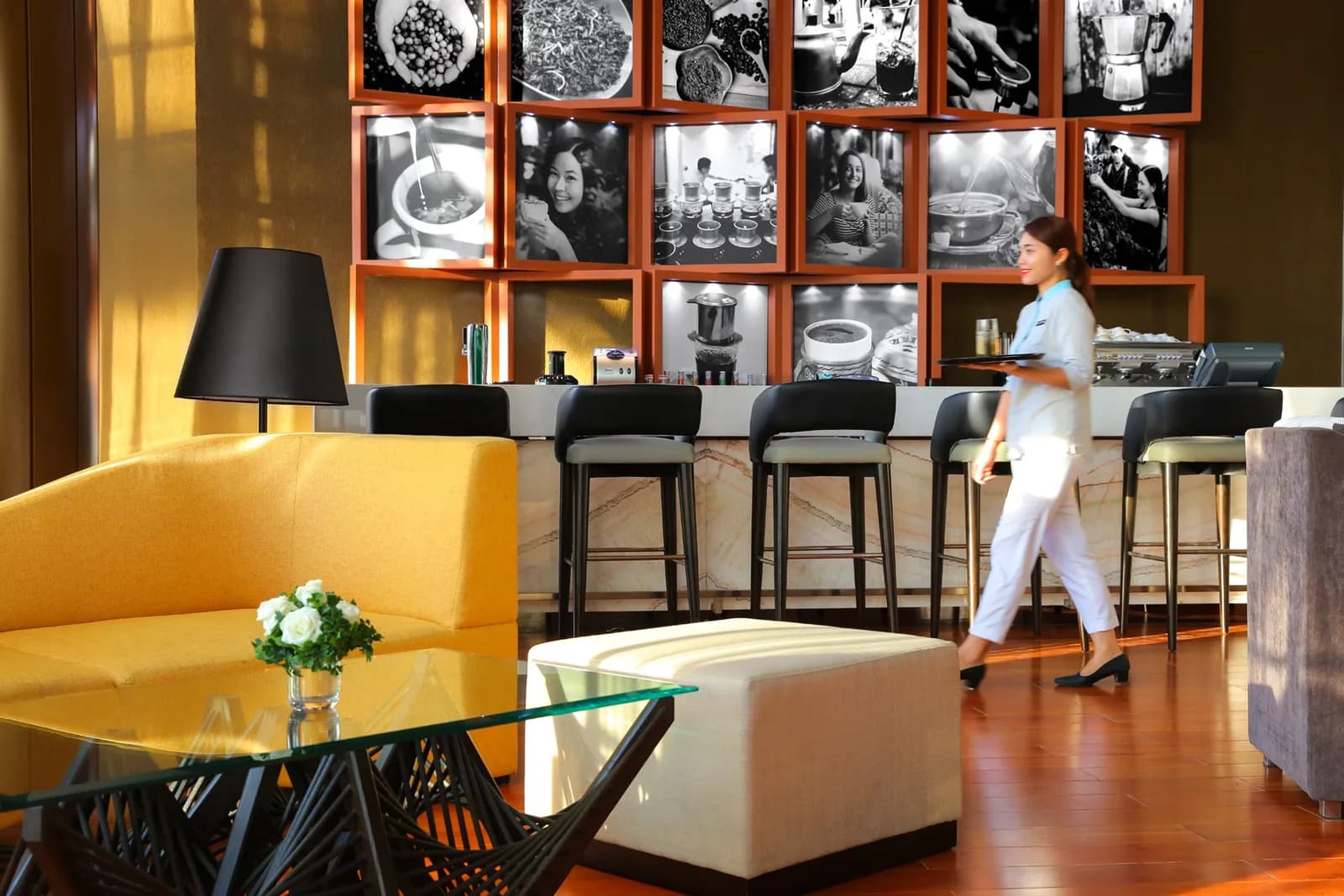 Atrium Lobby Café