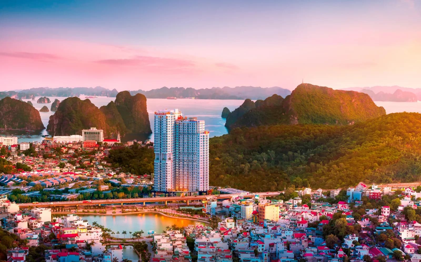 Ramada by Wyndham Halong Bay View