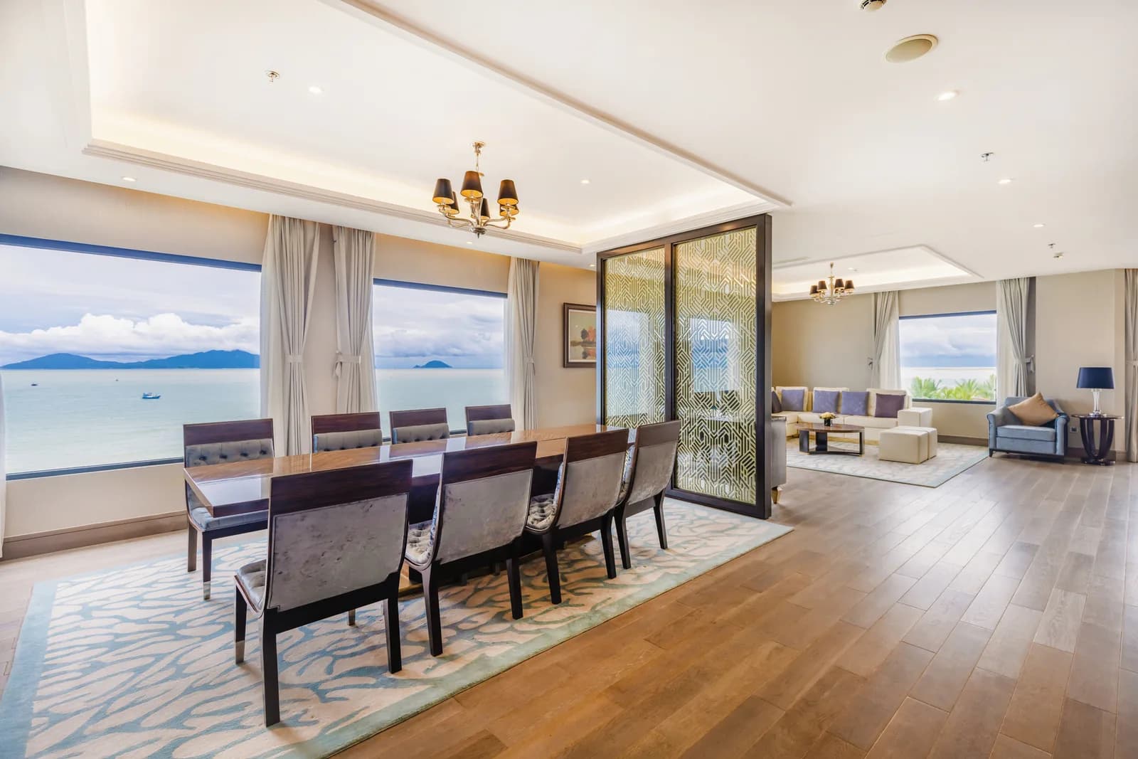 Presidential Suite