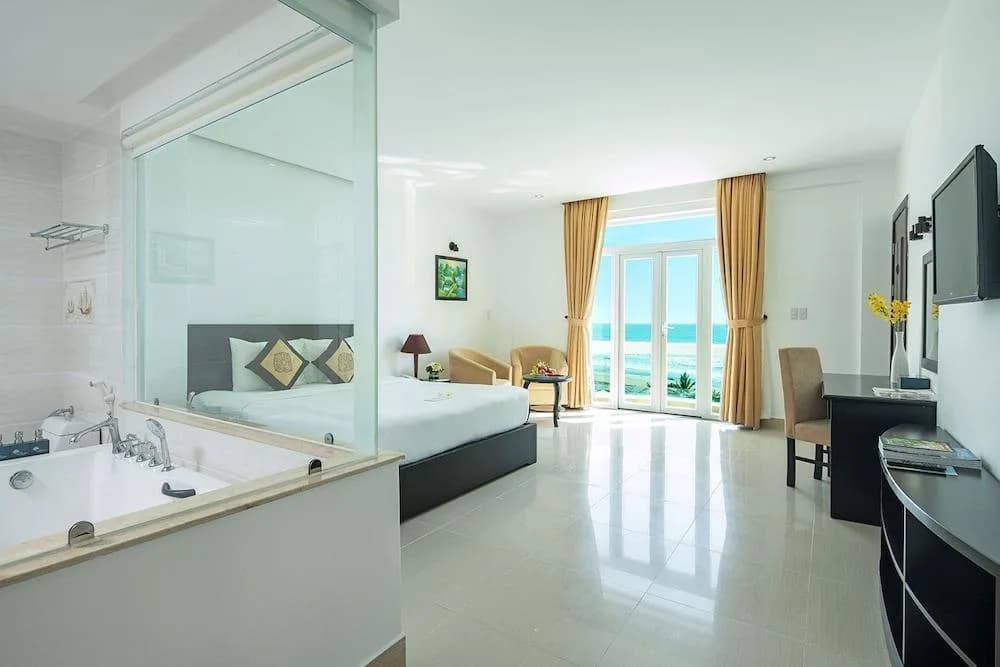 Suite Jacuzzi Hướng Biển