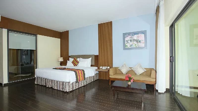Executive Hướng Sông