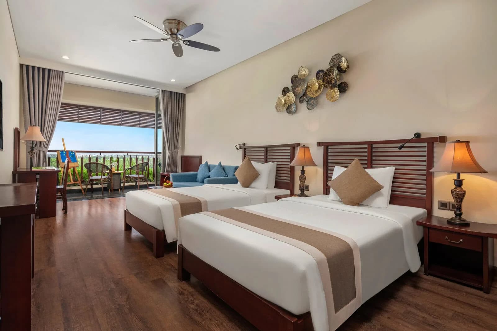 Phòng Deluxe Twin Hướng Sông