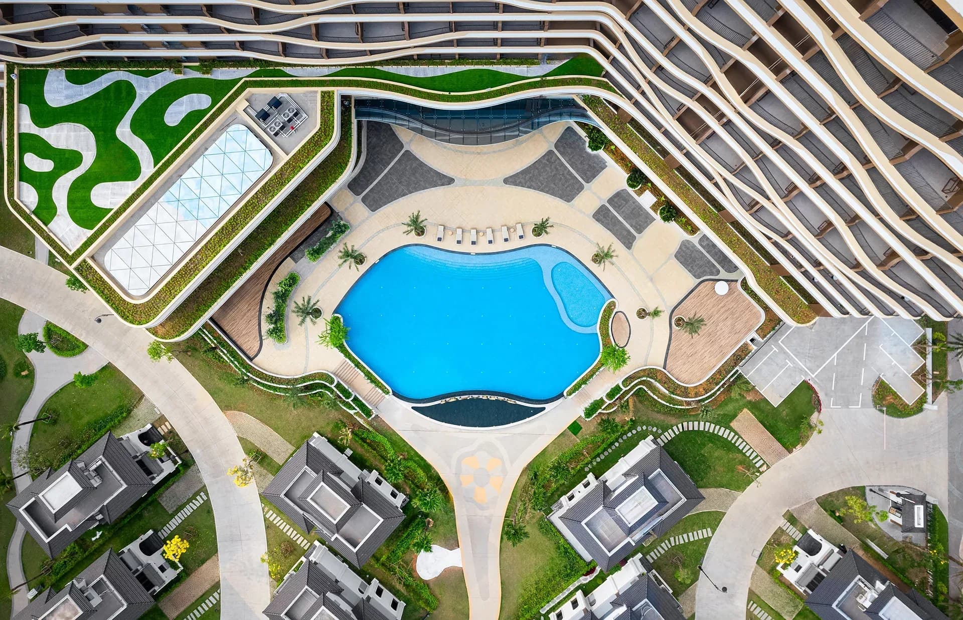 Sonasea Vân Đồn Harbor City (Pullman & Novotel Suites)
