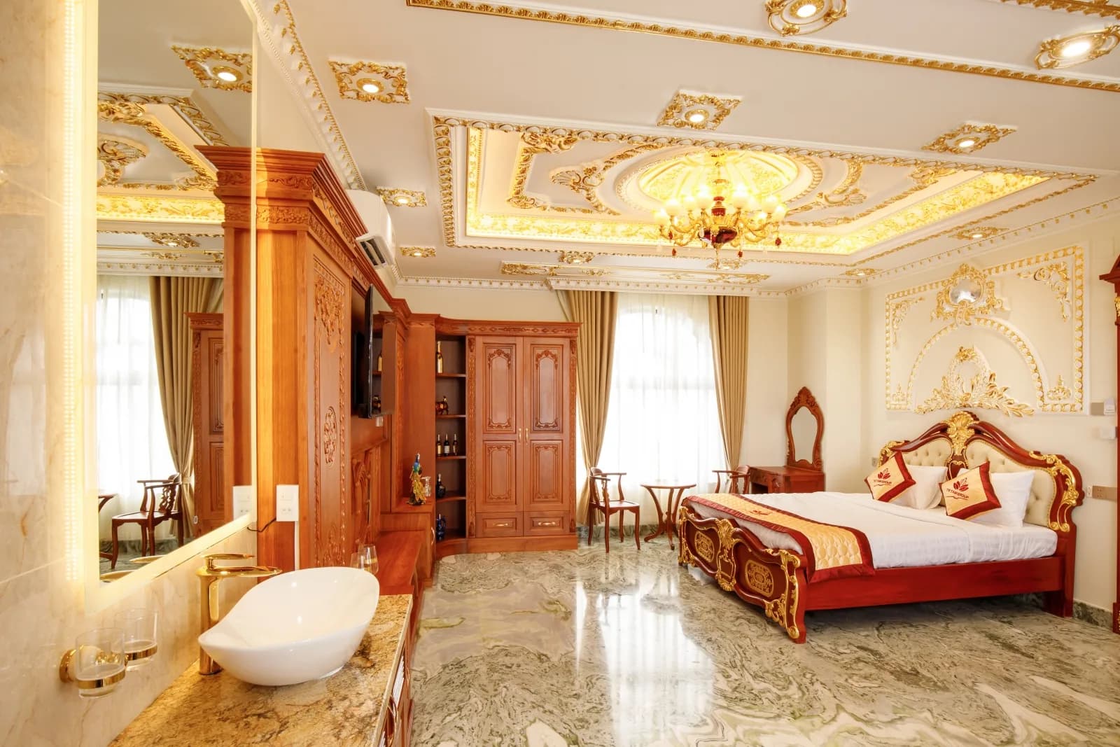 Suite hoàng gia đẳng cấp