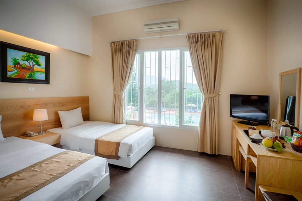 Phòng Khách Sạn Hướng Núi