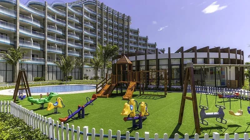 Kids Club & sân chơi
