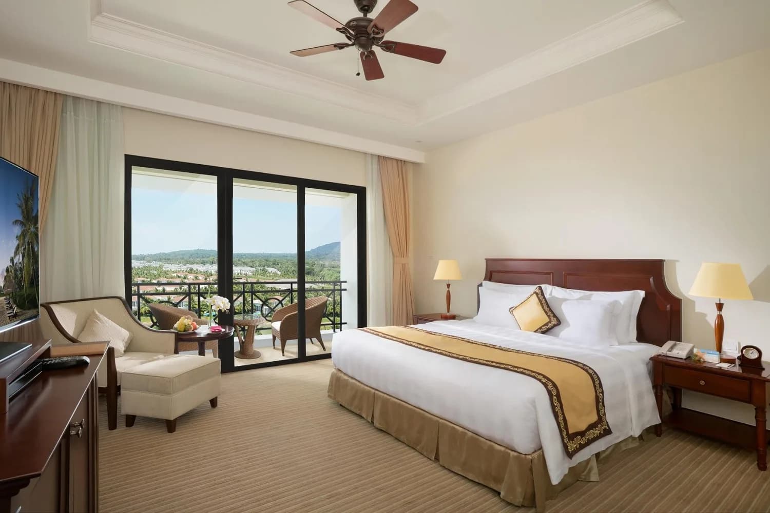 Deluxe Hướng Biển