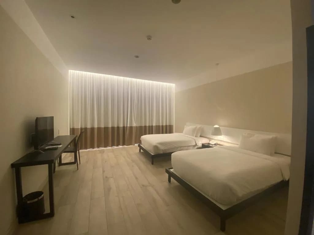 Deluxe Twin Hướng Golf