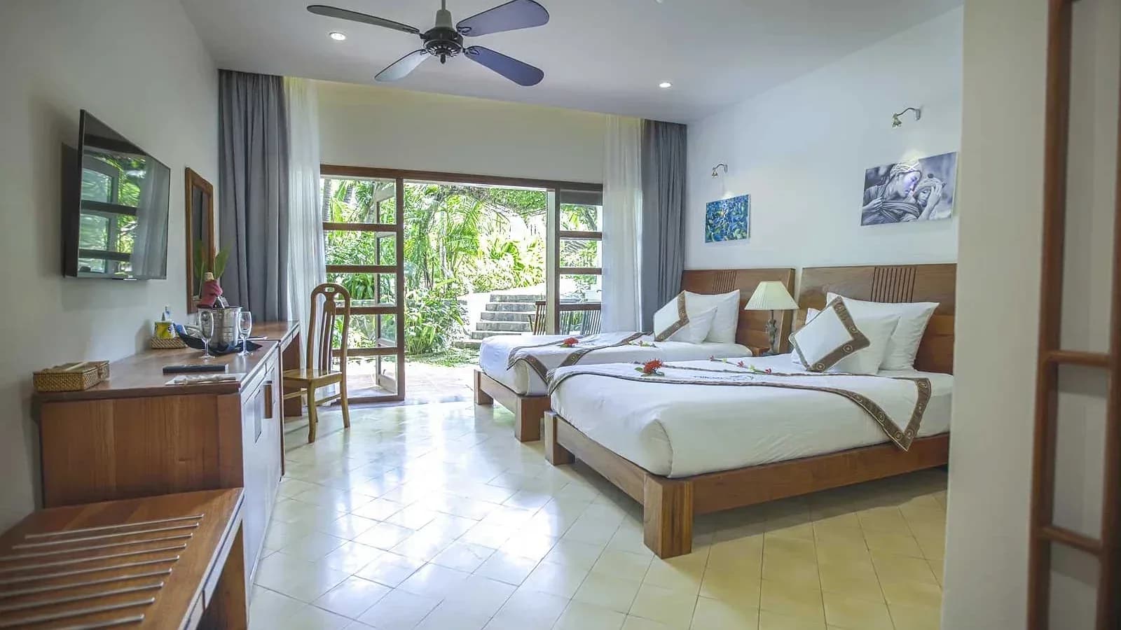Combo Nghỉ Dưỡng Cặp Đôi