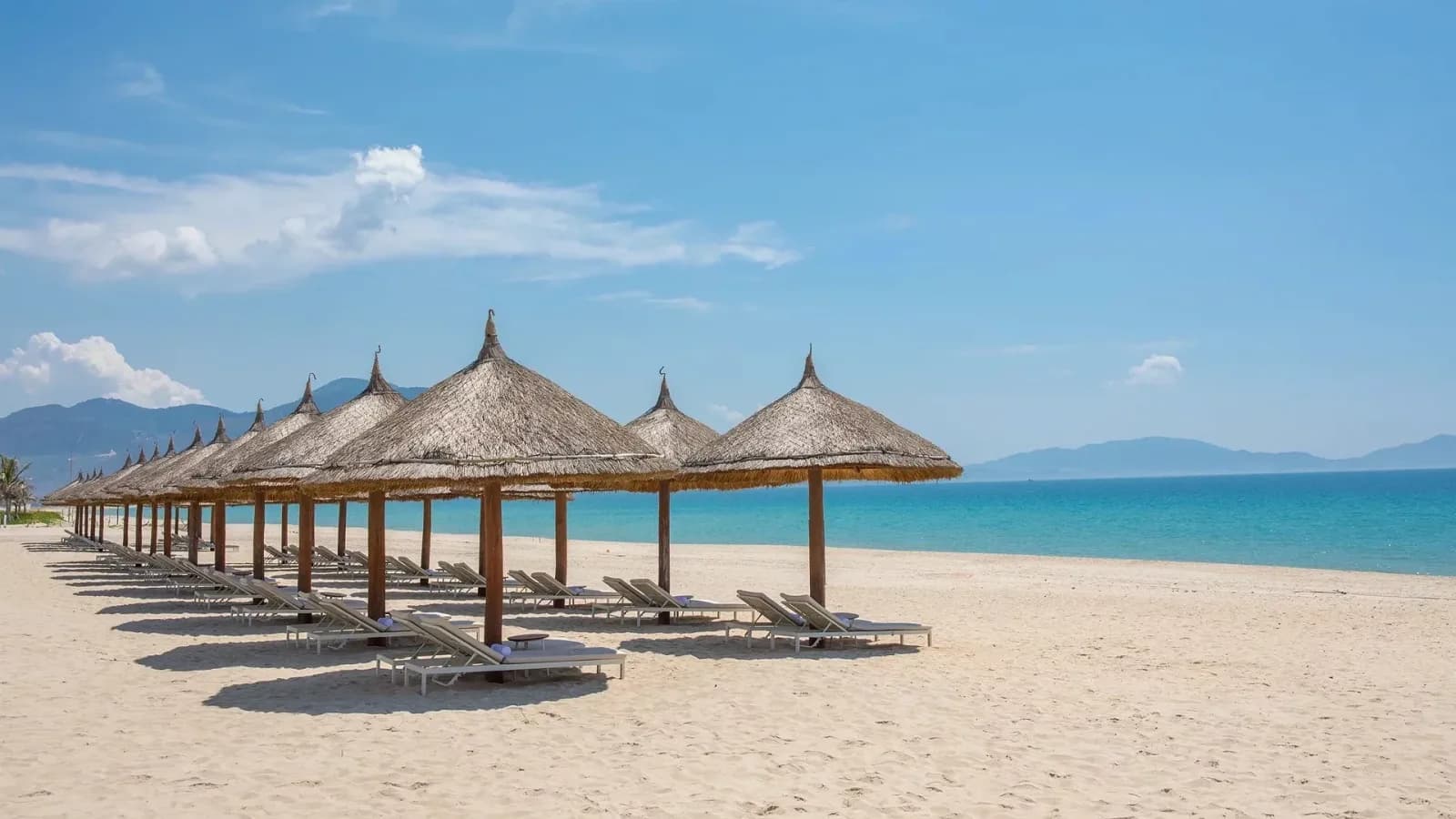 Bãi Dài 300 ngày nắng