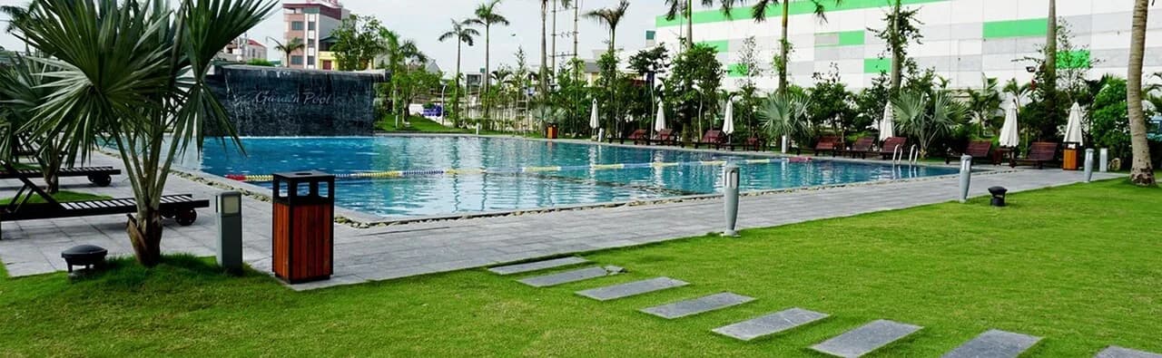 Bể bơi Garden Pool
