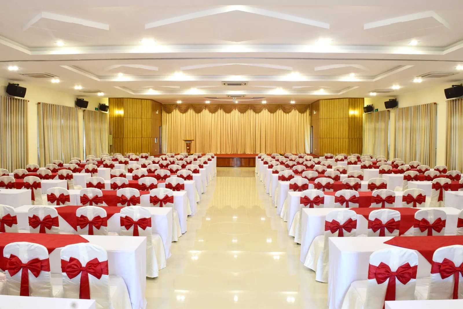 Trung tâm hội nghị & sự kiện