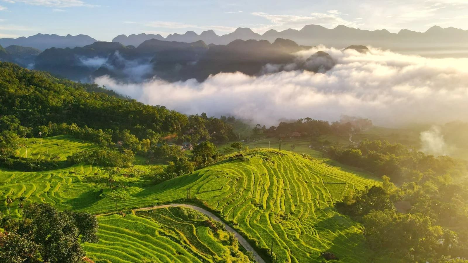 Khám phá bản làng & ruộng bậc thang