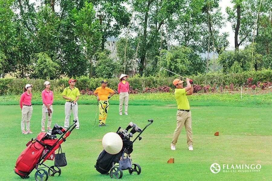 Sân tập & trải nghiệm golf