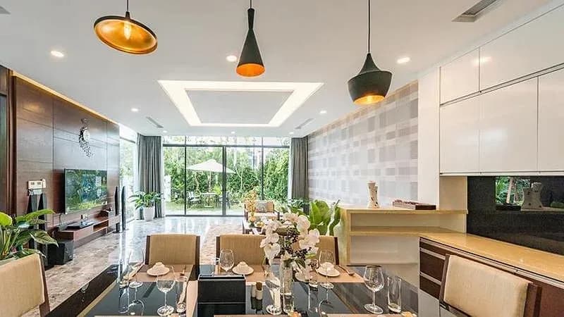 Ẩm thực bên hồ