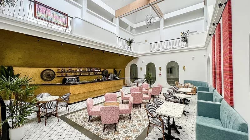 Sống Coffee & Bar