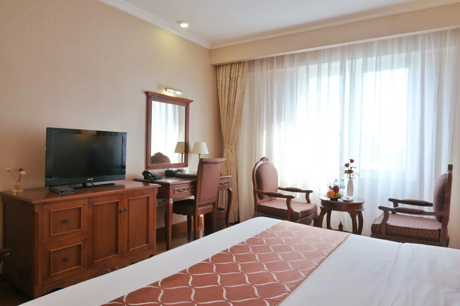 Nghỉ dưỡng cặp đôi giữa phố cổ
