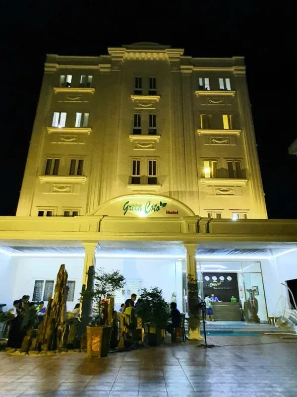 Khuôn viên về đêm