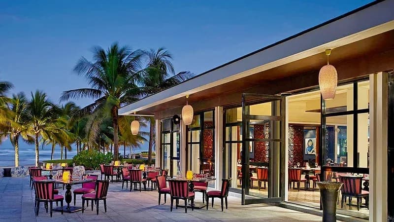 Nhà hàng bên biển