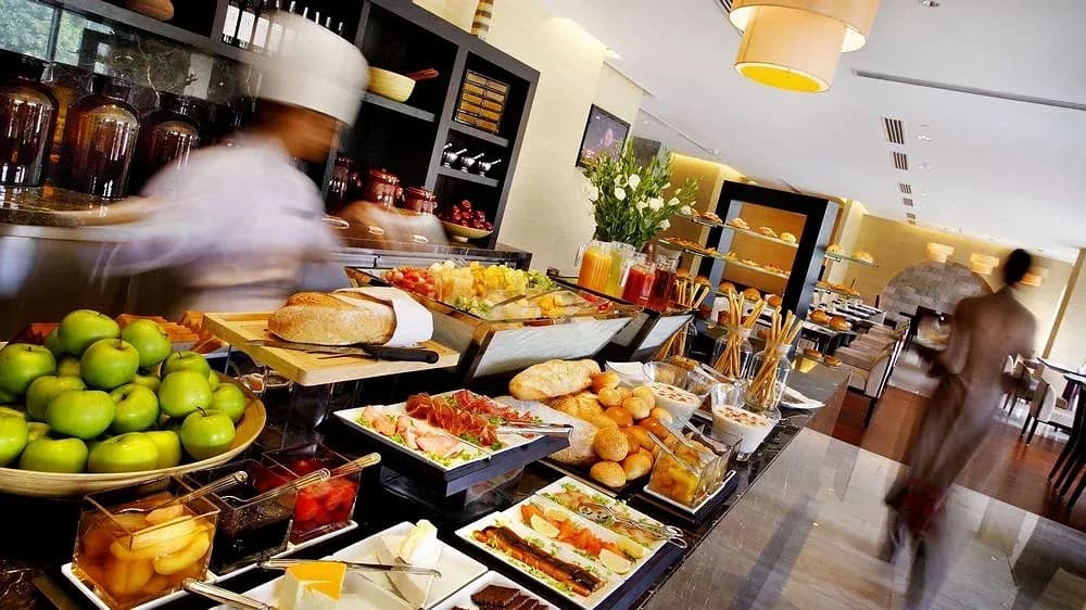 Buffet sáng quốc tế